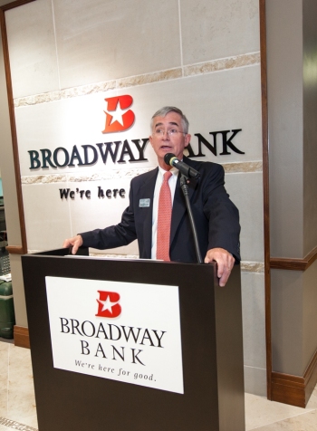 Broadway-Bank-9
